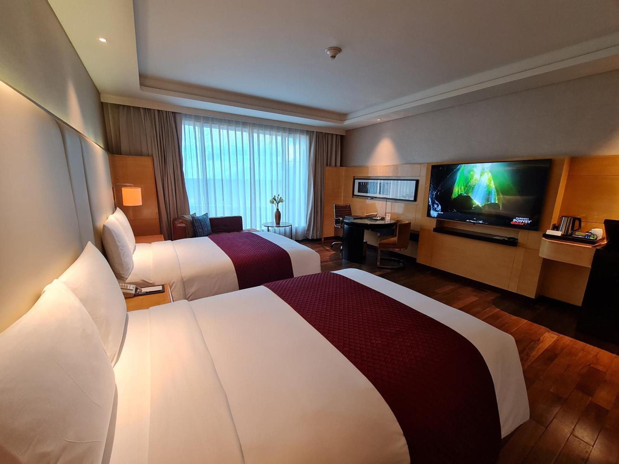 เจดับปลิว แมริออท โฮเต็ล ชานดิการ์ห Hotel จัณฑีครห์ ภายนอก รูปภาพ